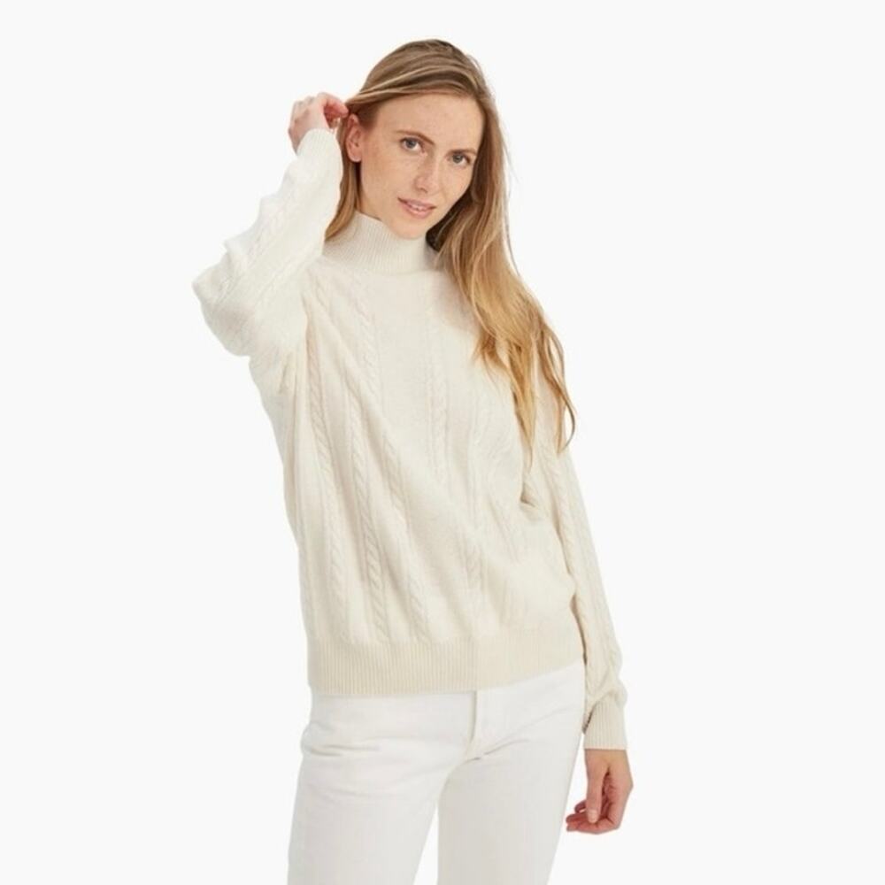NAADAM like new cashmere sweater